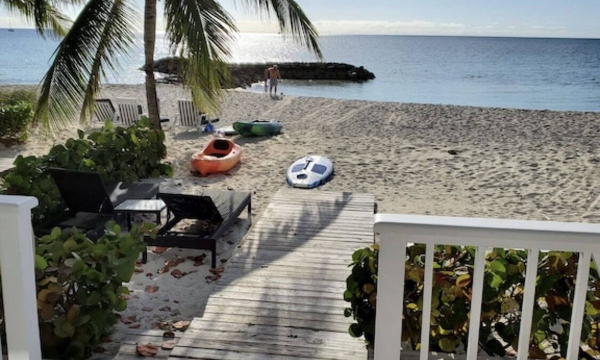 Palm Cay House | Beach House in Paradise