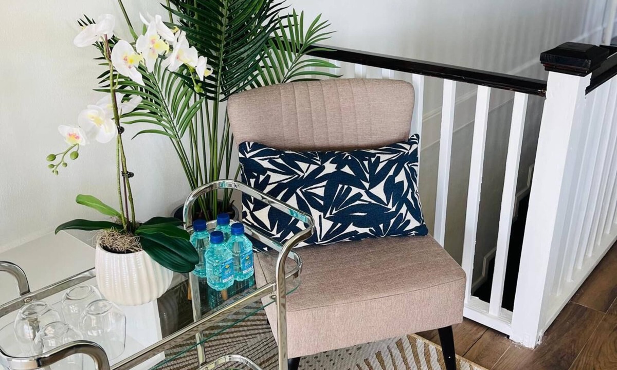 Coral Harbour House | Welcome to Eleven! Beautiful 2 Bedroom Unit Near Airport & Beach