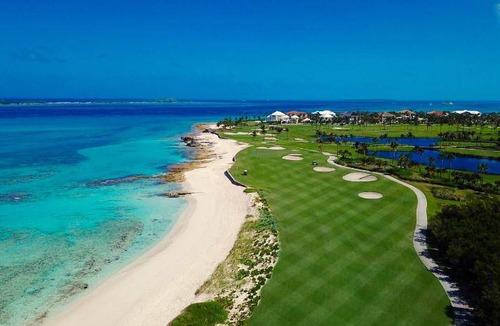 Paradise Island Resort | 132 m² Resort ∙ 2 bedrooms ∙ 20 guests