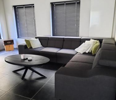 Izegem House | Dea