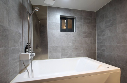 Jinhae Hotel | French Code Hotel