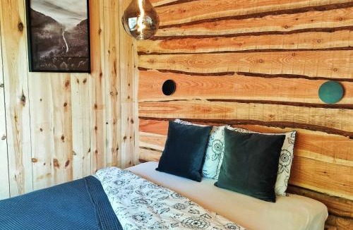 Sainte-Ode Cabin | La Cabane d'Ode