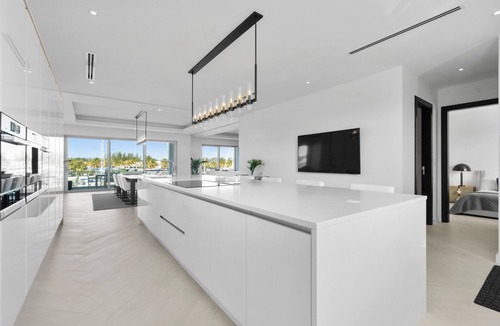 Palm Cay Condo | New Luxury Waterfront Condo, Palm Cay, The Bahamas