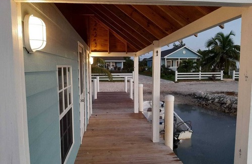 Behring Point Cottage | Paradise Ranch Cottages
