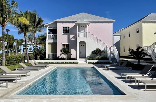 Palm Cay Villa | Pool Front Villa in Exclusive Palm Cay Beachfront Resort- A cozy Retreat.