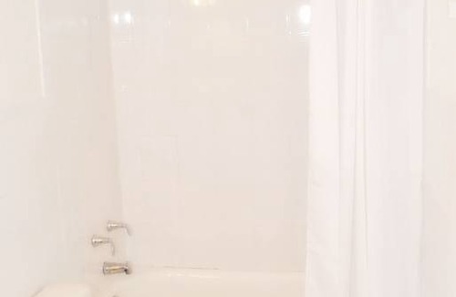 Nassau Resort | Private room ∙ 2 guests