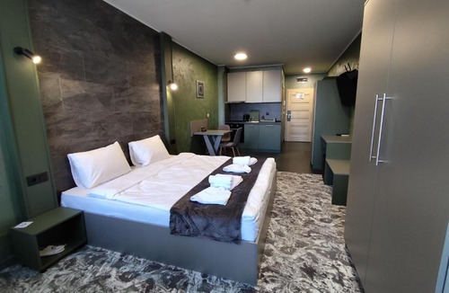 Studentski Grad Apartment | RCR Einstein studios 3
