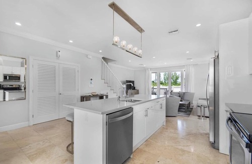 Palm Cay House | Townhouse 60 steps to the beach - Tennis - Pickleball - Sandpiper