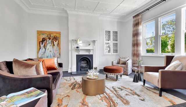 Merewether House 1910 - Iconic and Luxury Home