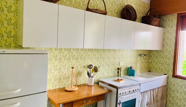 Tranquility Personified 1-bedroom apartment 100m from Borgo La Scola with WiFi