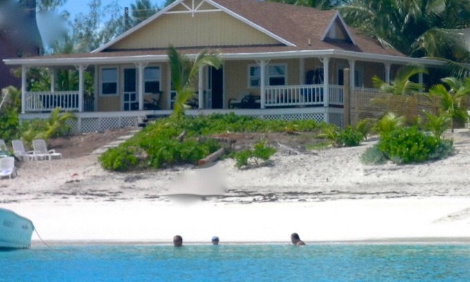Great Exuma House | October Special-300 night! Best location-TAR BAY! Wraparound porch + hammocks!