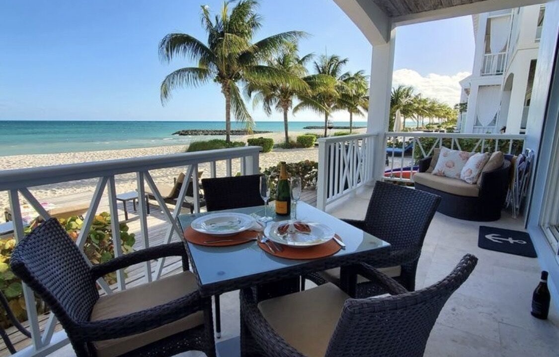 Photo of Patio Balcony in Palm Cay