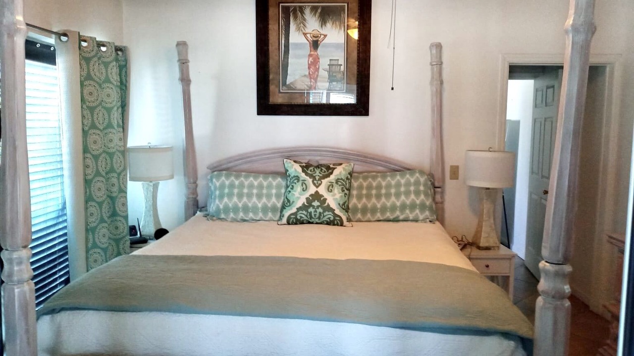 Photo of Bedroom in Morgan's Bluff