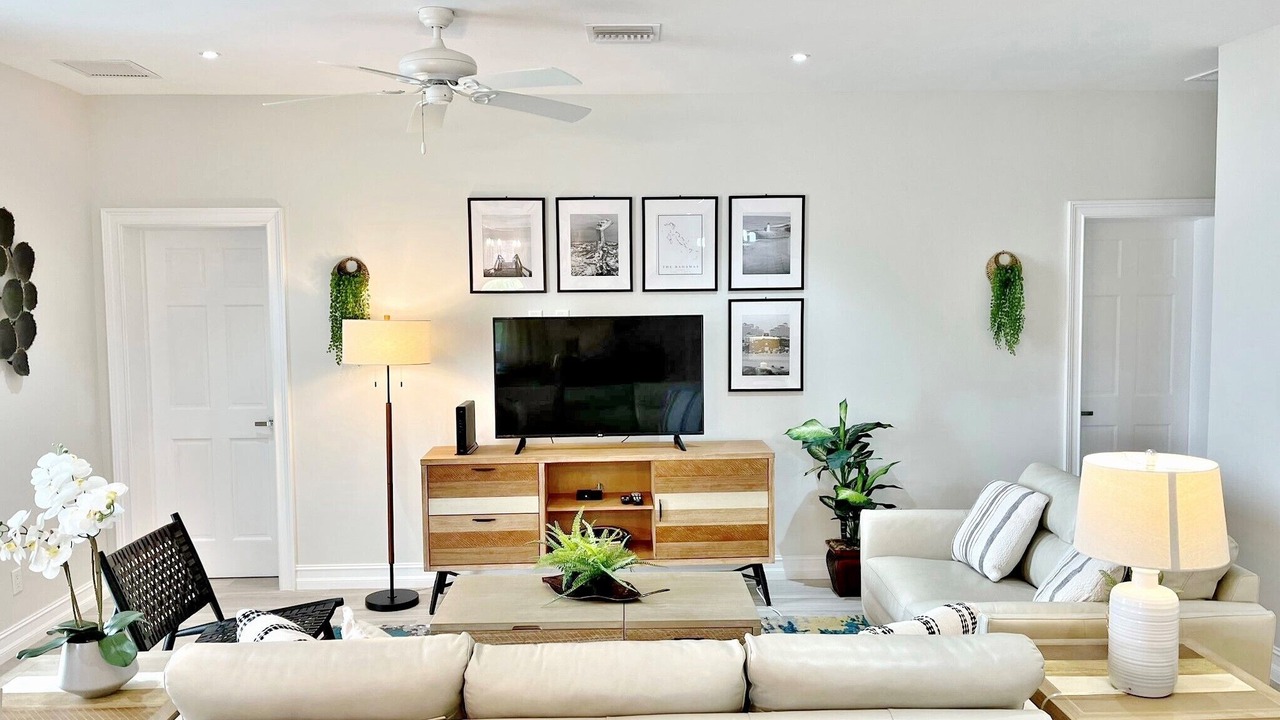 Photo of Livingroom in Palm Cay