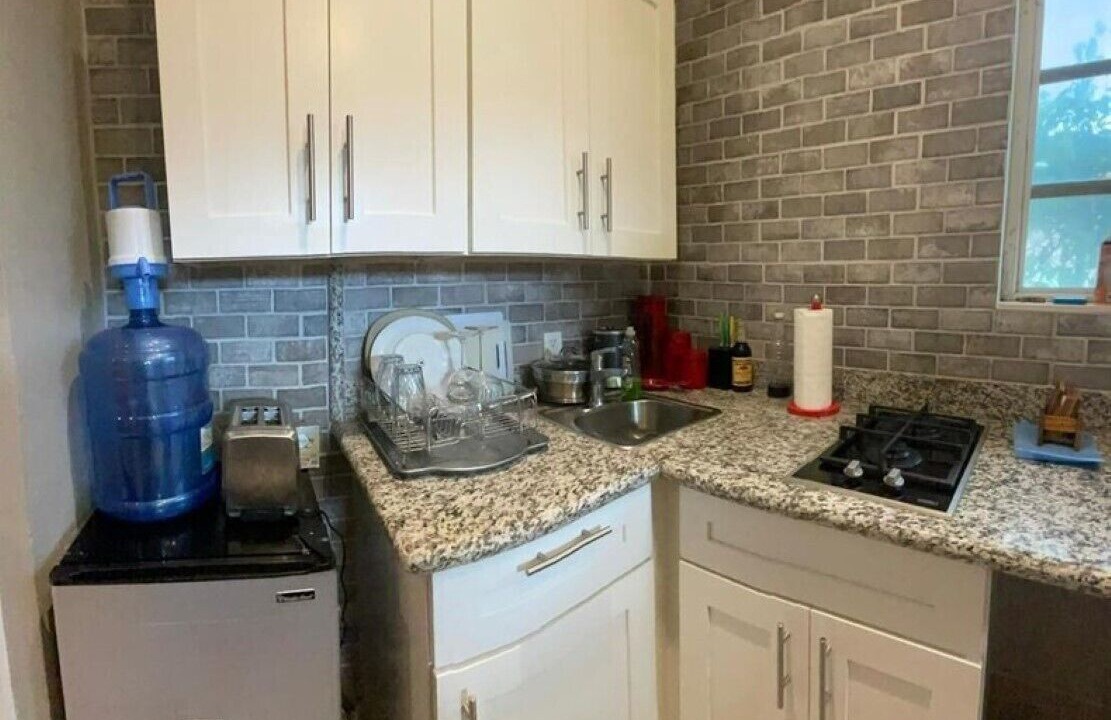 Photo of Kitchen in Coral Harbour
