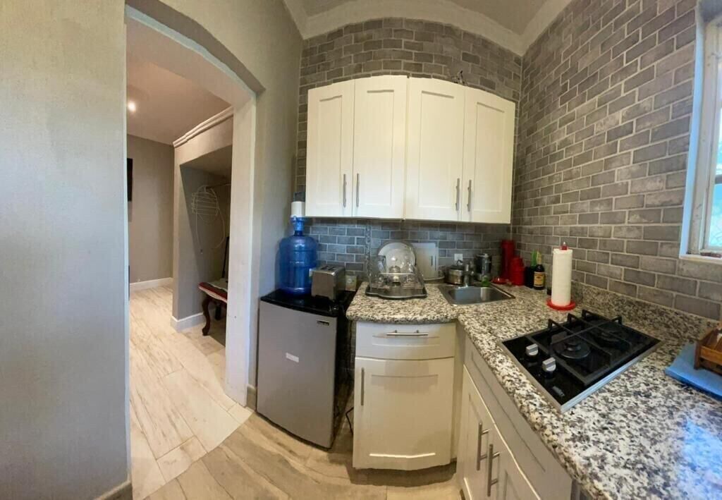 Photo of Kitchen in Coral Harbour