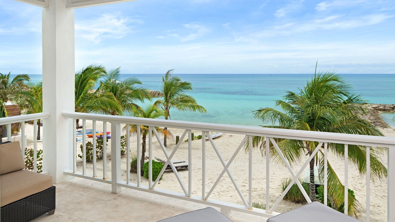 Photo of Patio Balcony in Palm Cay