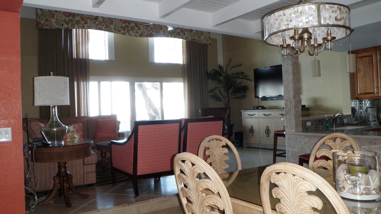 Photo of Bedroom in Paradise Island