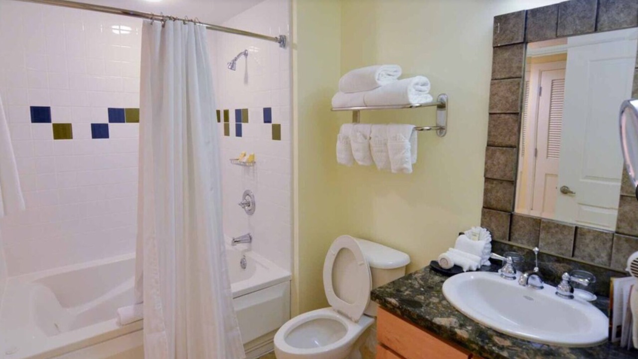 Photo of Bathroom in Paradise Island