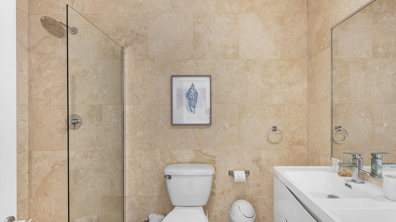 Photo of Bathroom in Palm Cay