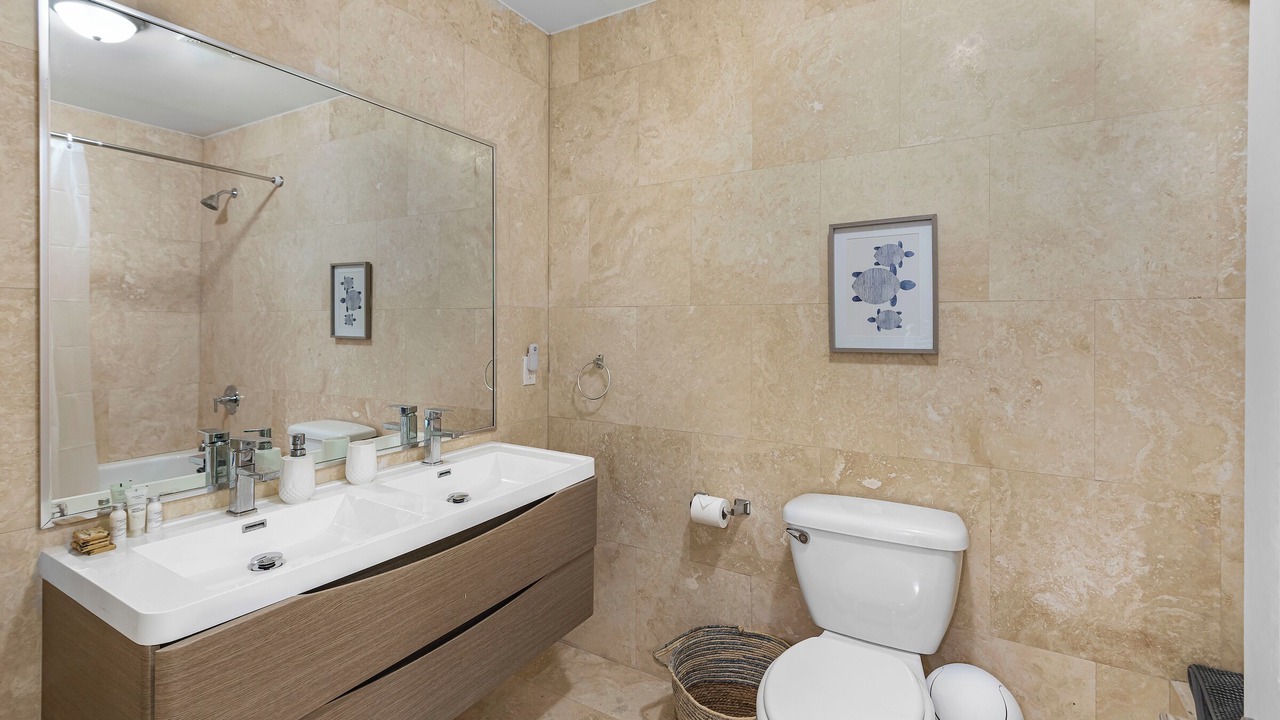 Photo of Bathroom in Palm Cay