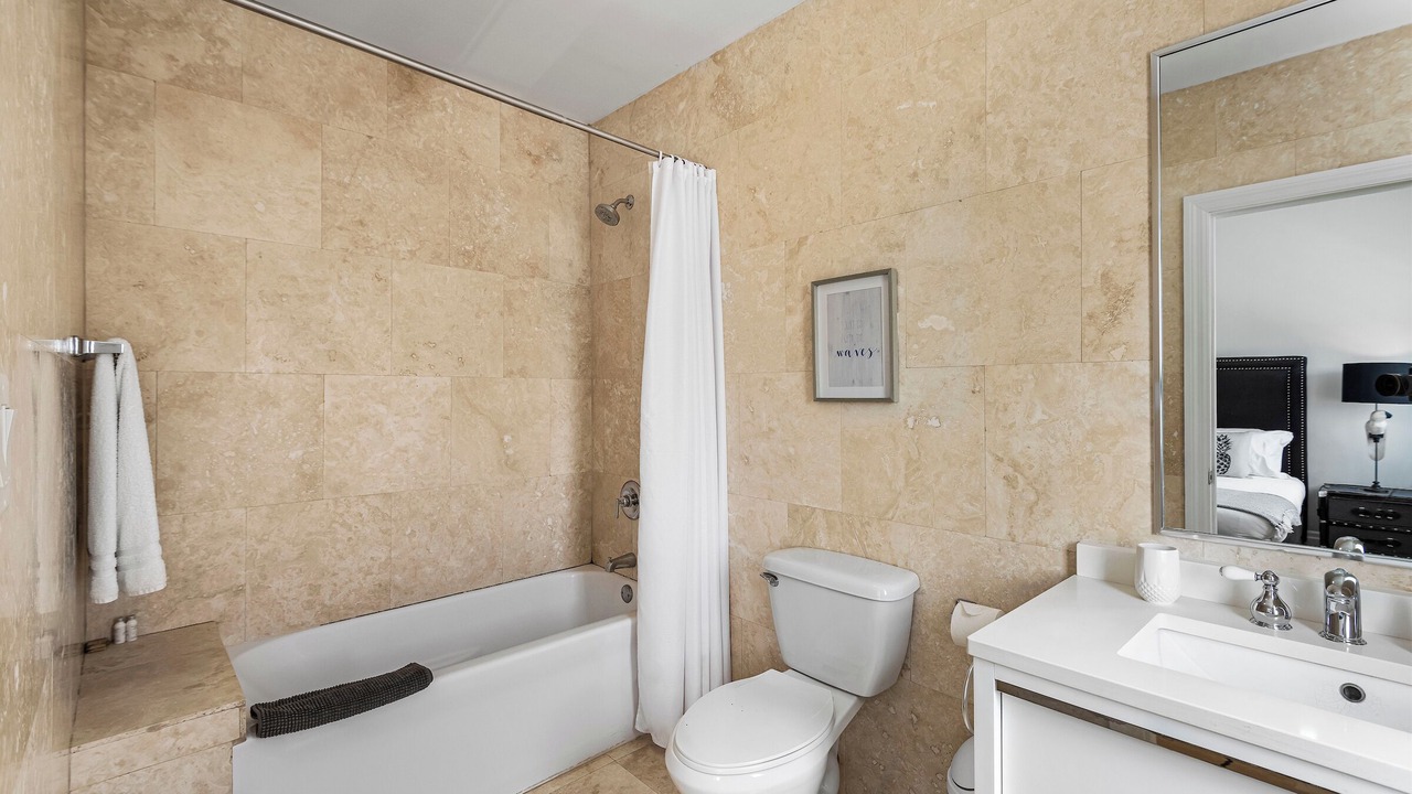 Photo of Bathroom in Palm Cay
