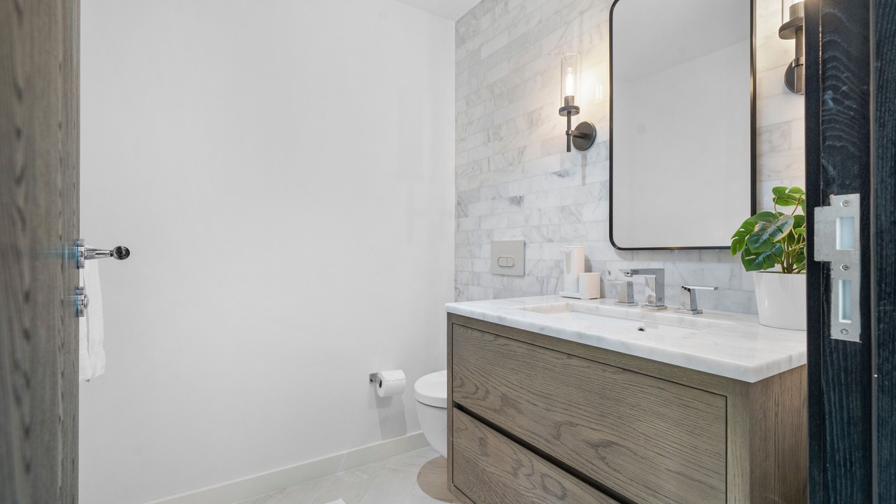 Photo of Bathroom in Palm Cay