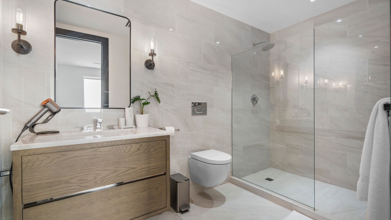 Photo of Bathroom in Palm Cay