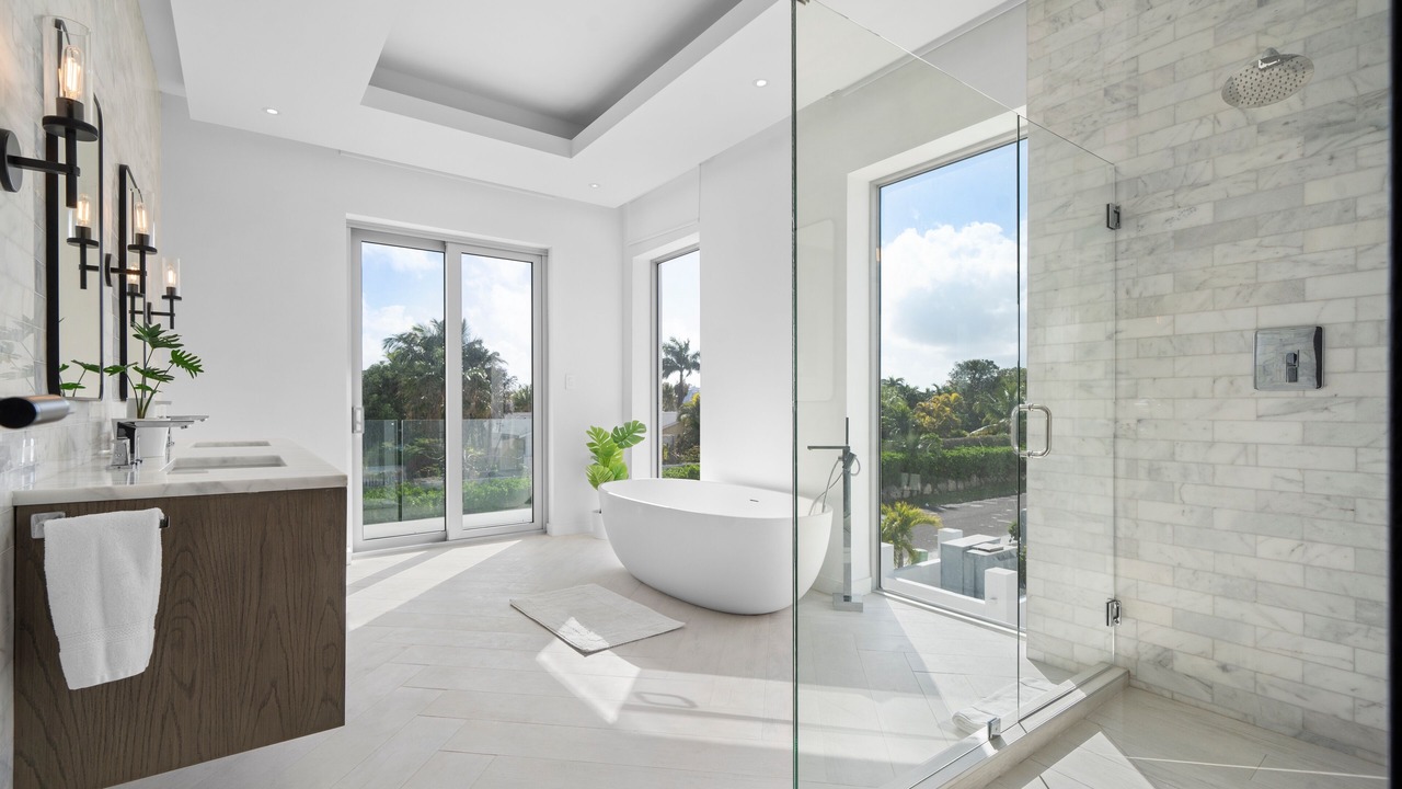 Photo of Bathroom in Palm Cay