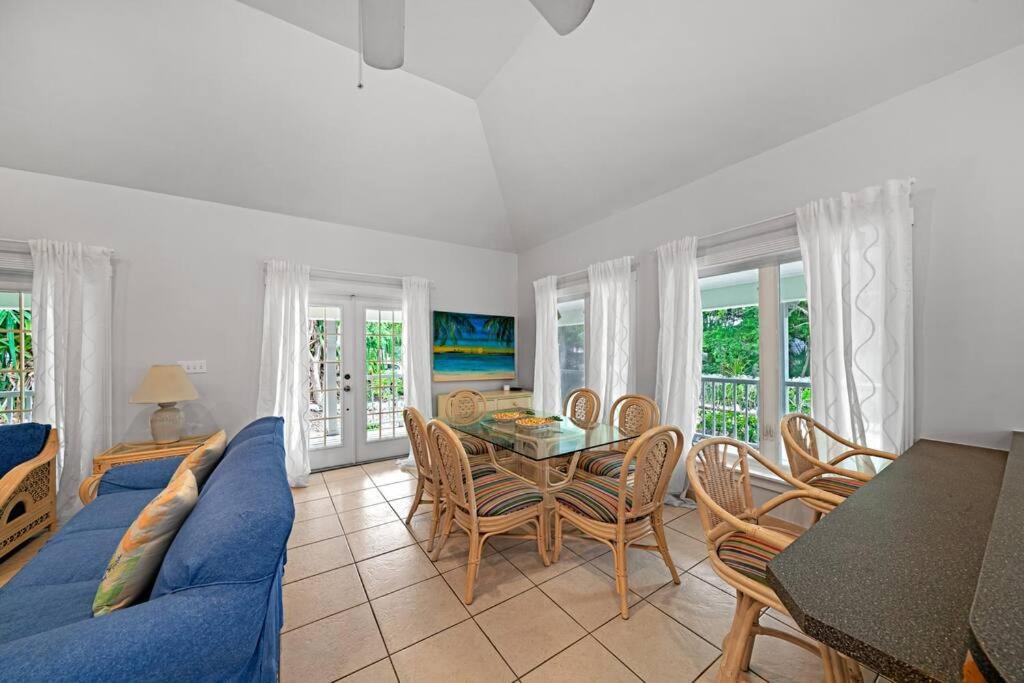 Photo of Livingroom in Great Exuma