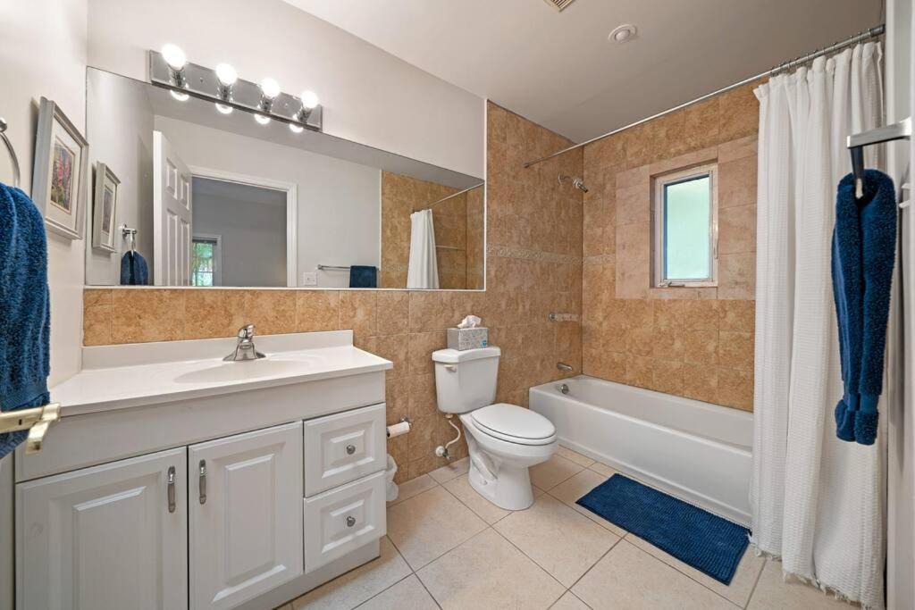 Photo of Bathroom in Great Exuma